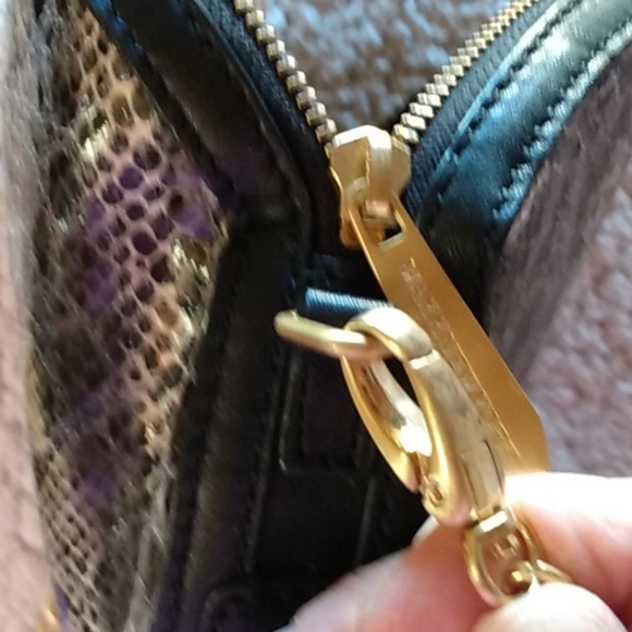 Purse - Picture 5 of 7